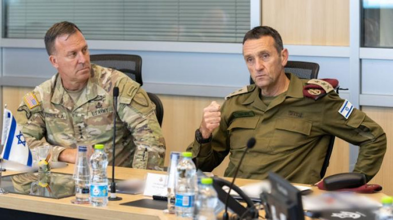 قائد القيادة المركزية الأميركية يحضر مناورة إسرائيلية تحاكي مواجهة على عدة جبهات